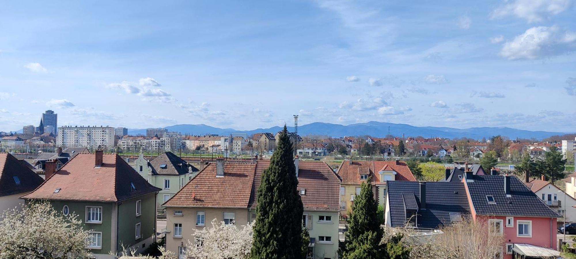 Agreable Et Spacieux Appartement Lumineux T4 Alsace Riedisheim Exterior foto